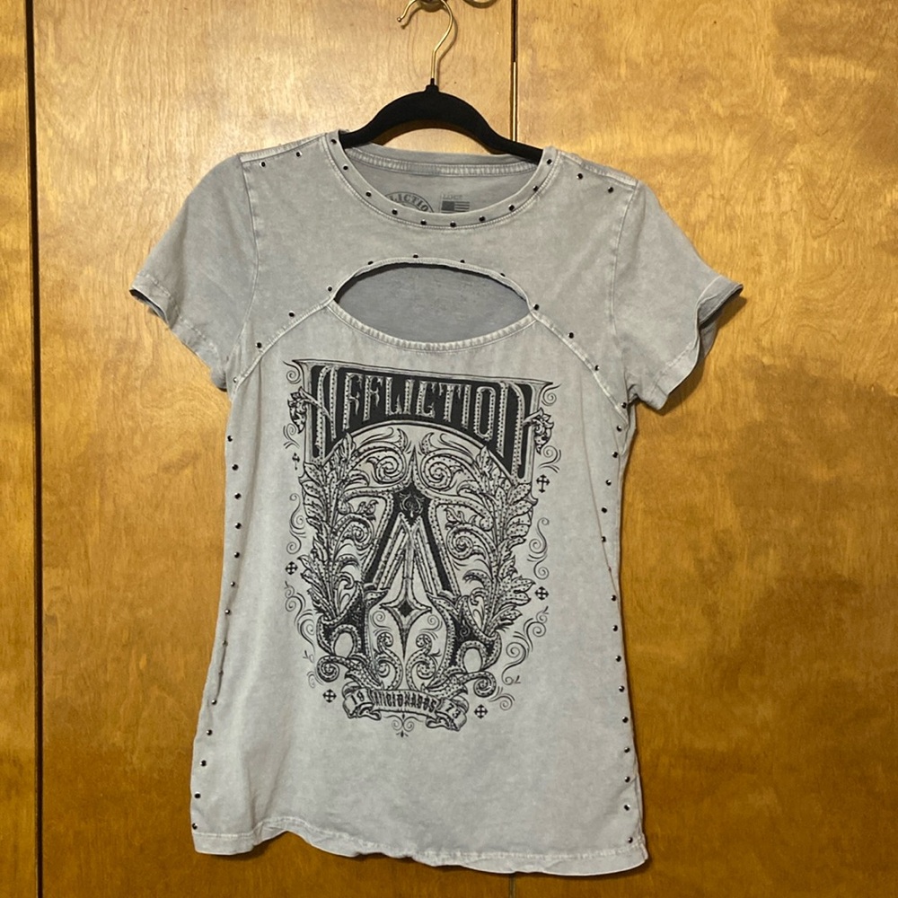 Womens Buckle Historic Iron Affliction Tshirt. Large